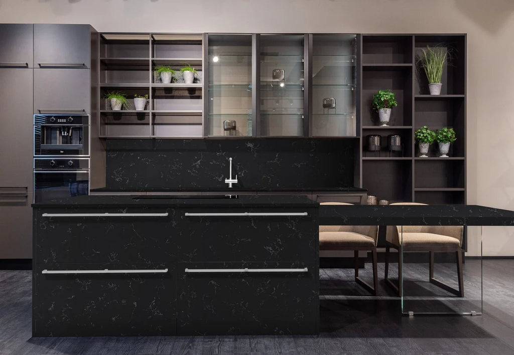 Blanco Midnight Quartz.